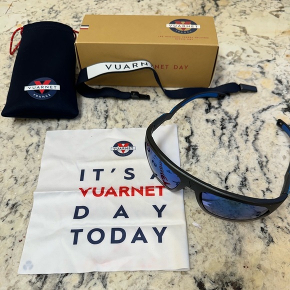 Vuarnet “Air” Sunglasses - Picture 2 of 8